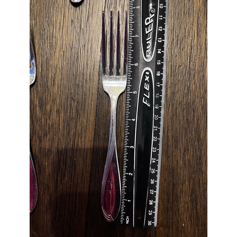 12 piece Oneida Camber Cresta Windswept Scroll Stainless Flatware silverware